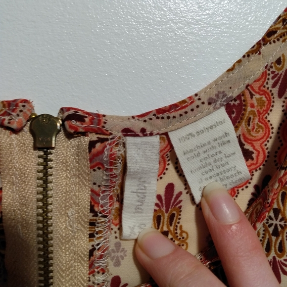 Orange and Tan Patterned Blouse - Picture 2 of 4